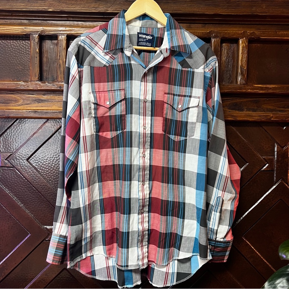 Wrangler Men's Multicolor Plaid Button Down Pearl Snap Shirt - Size Large
